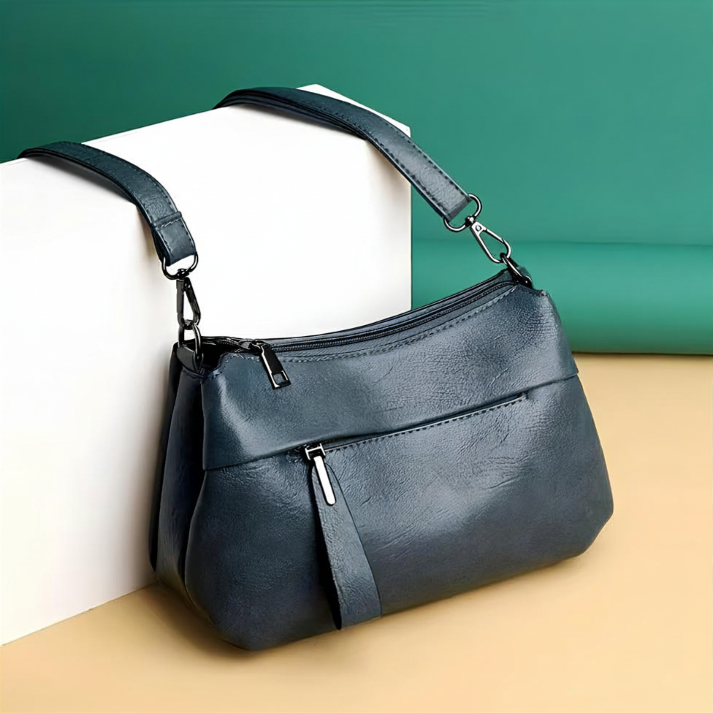 Alana™ Σακίδιο Crossbody Συμπαγές
