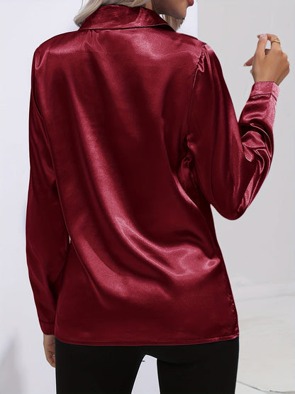 Amelia | Elegant women's blouse made of silky fabric