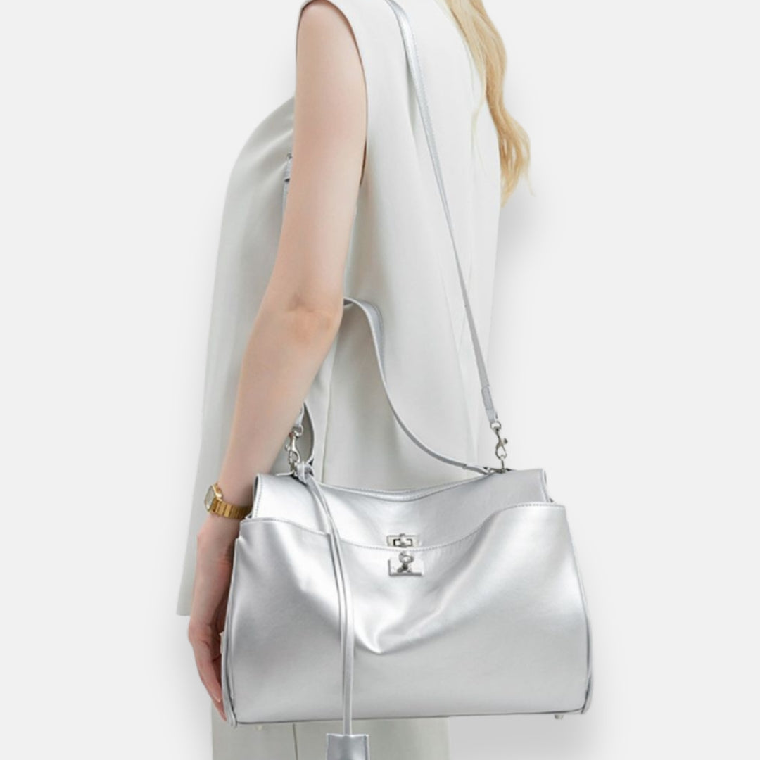 Η Τσάντα Luxe Trapeze