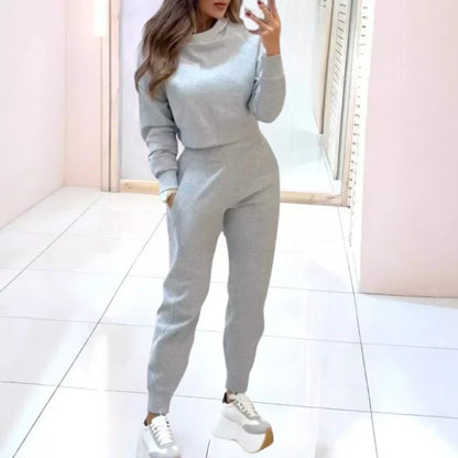 Women’s Two-Piece Tracksuit – Cropped Sweater Set for Women, Casual