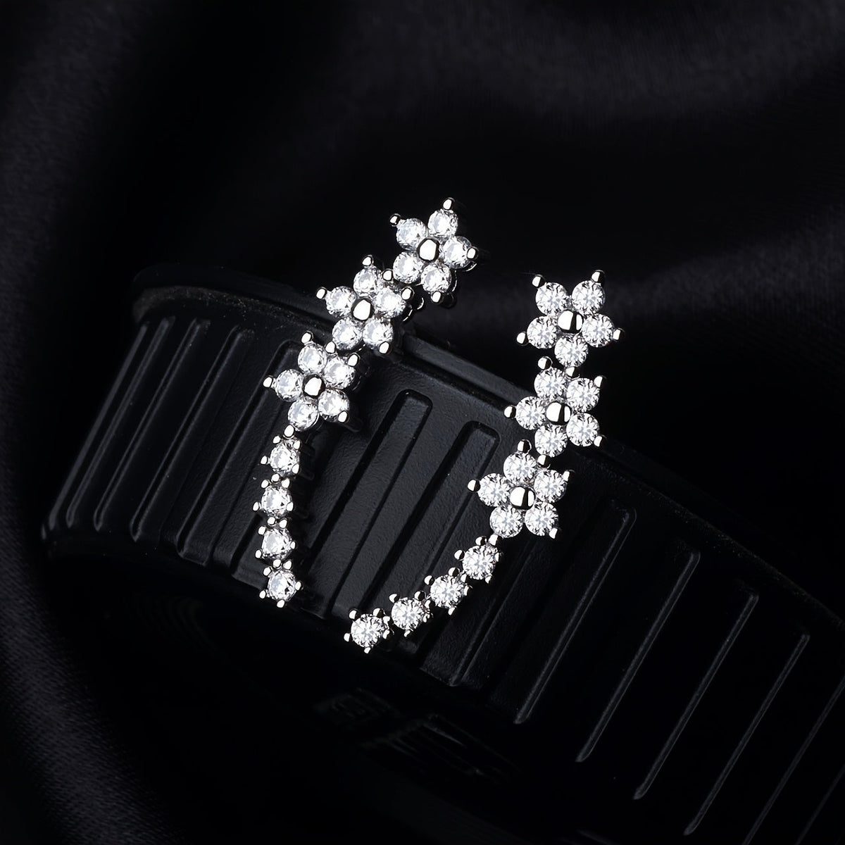 Σκουλαρίκια Floral Ear Climber