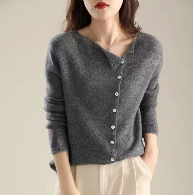 MOLLY™ - Button Front Cable Knit Sweater for Autumn & Winter